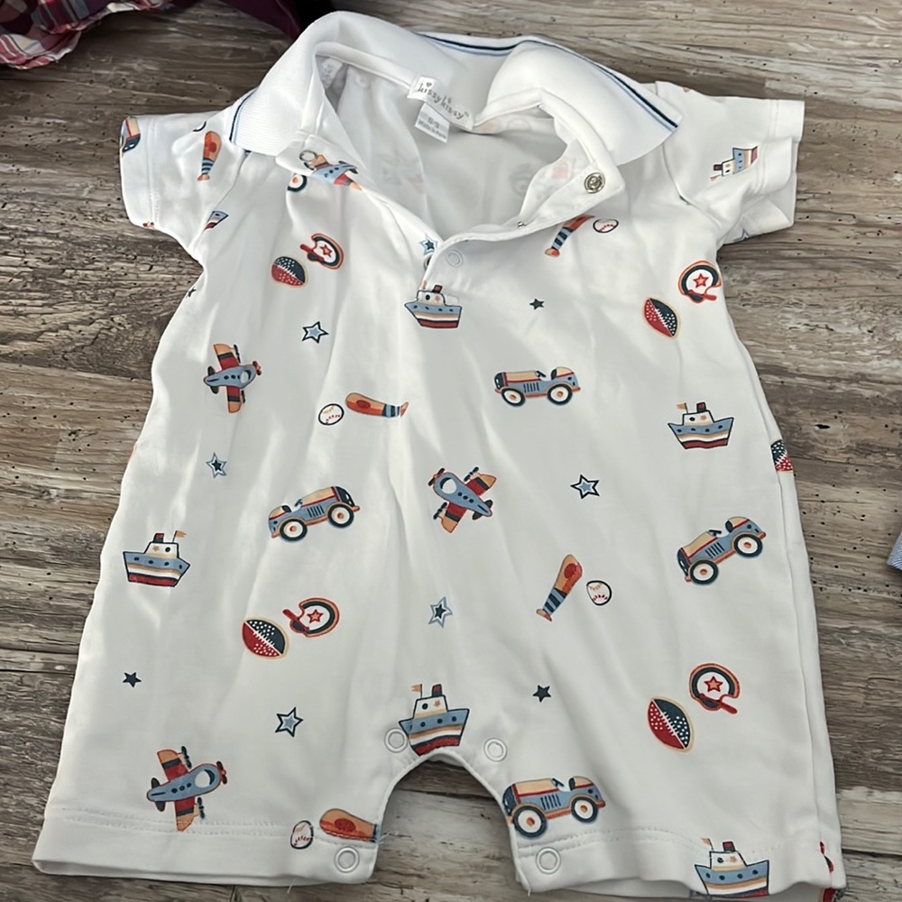 Kissy Kissy romper